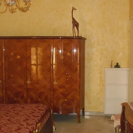 Moonaurora فندق مبيت وإفطار 3*